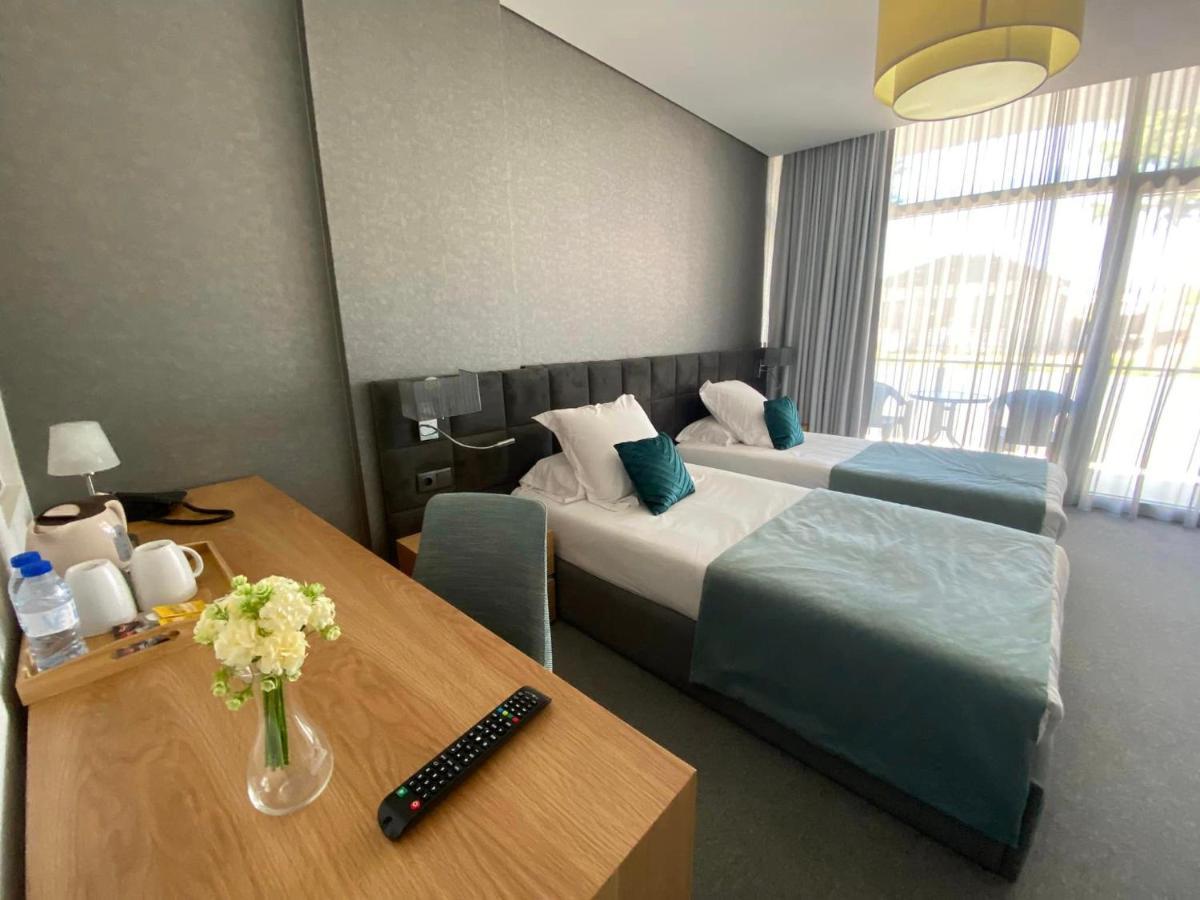 Hotel بدراس سالغاداس المظهر الخارجي الصورة